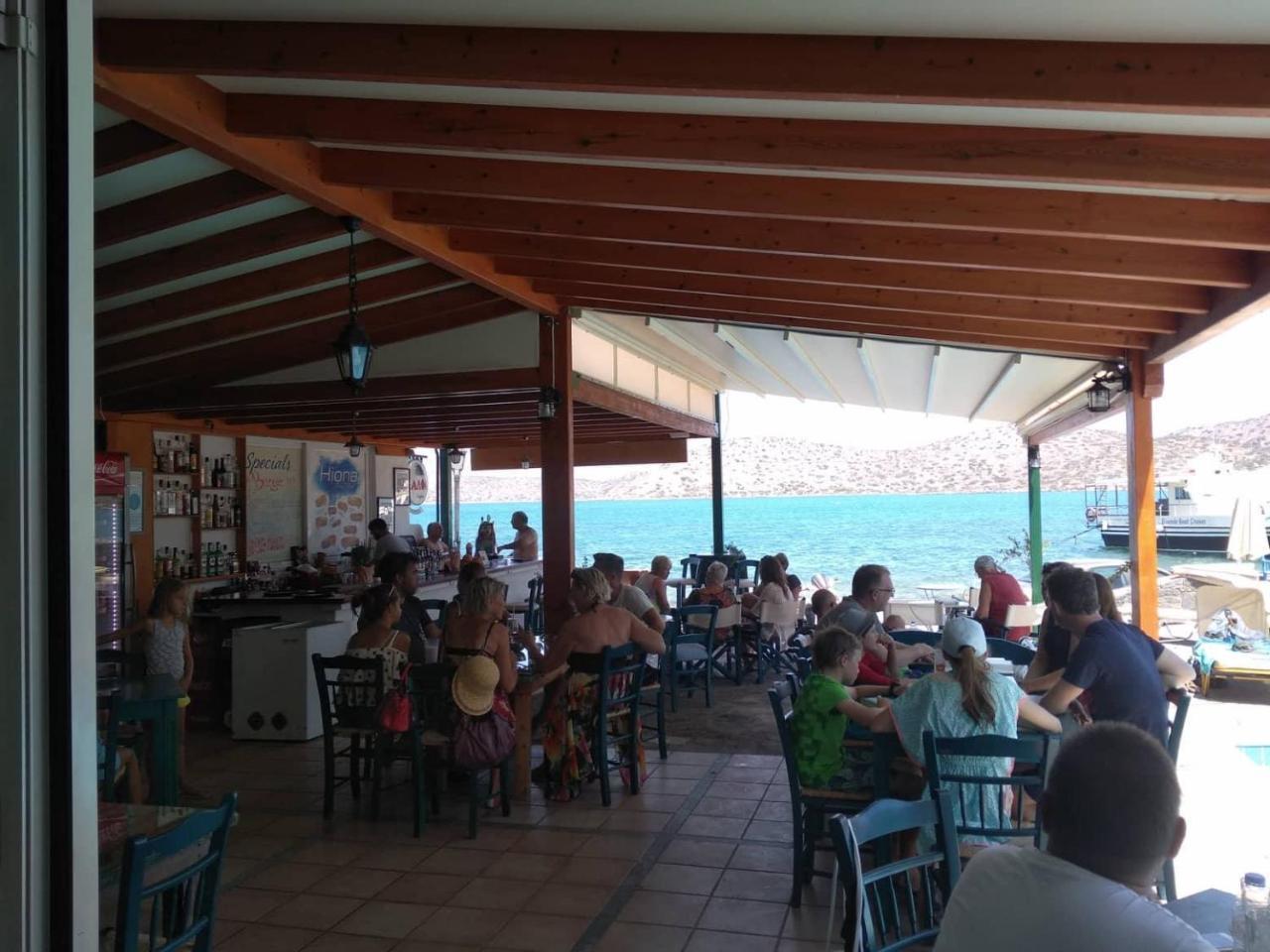 Hiona Seaside Lägenhet Elounda Exteriör bild